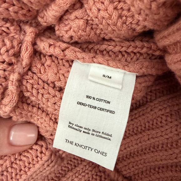 Knotty Ones Delcia Women's Rose Pink Sweater Set - Picture 4 of 12